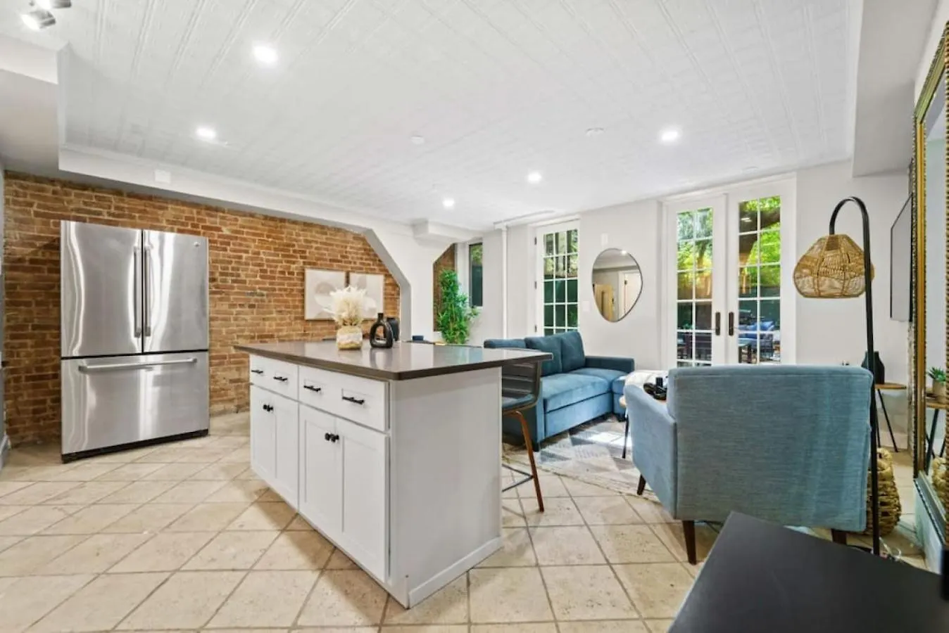 Newly Renovated 2Br W Rare Private Backyard And Bbq Villa New York United States
