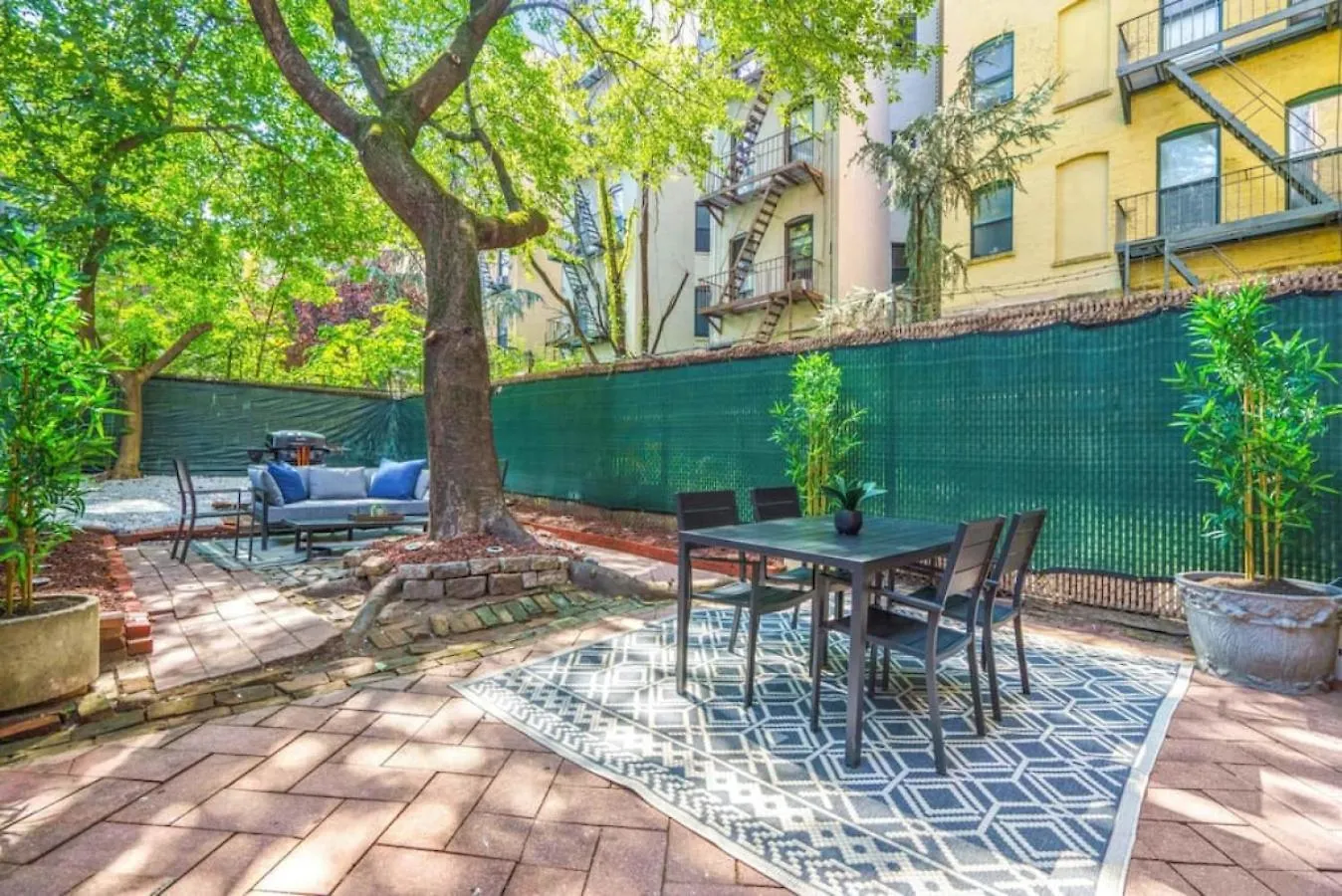 Newly Renovated 2Br W Rare Private Backyard And Bbq Villa New York 0*,